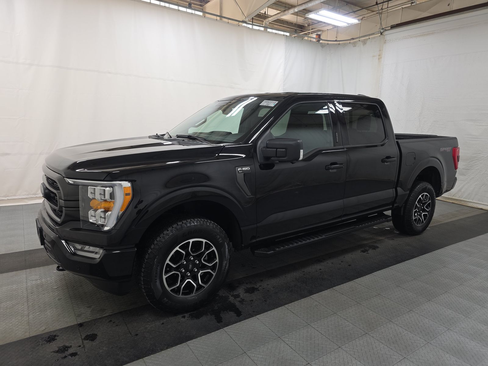 2023 Ford F-150 XLT AWD