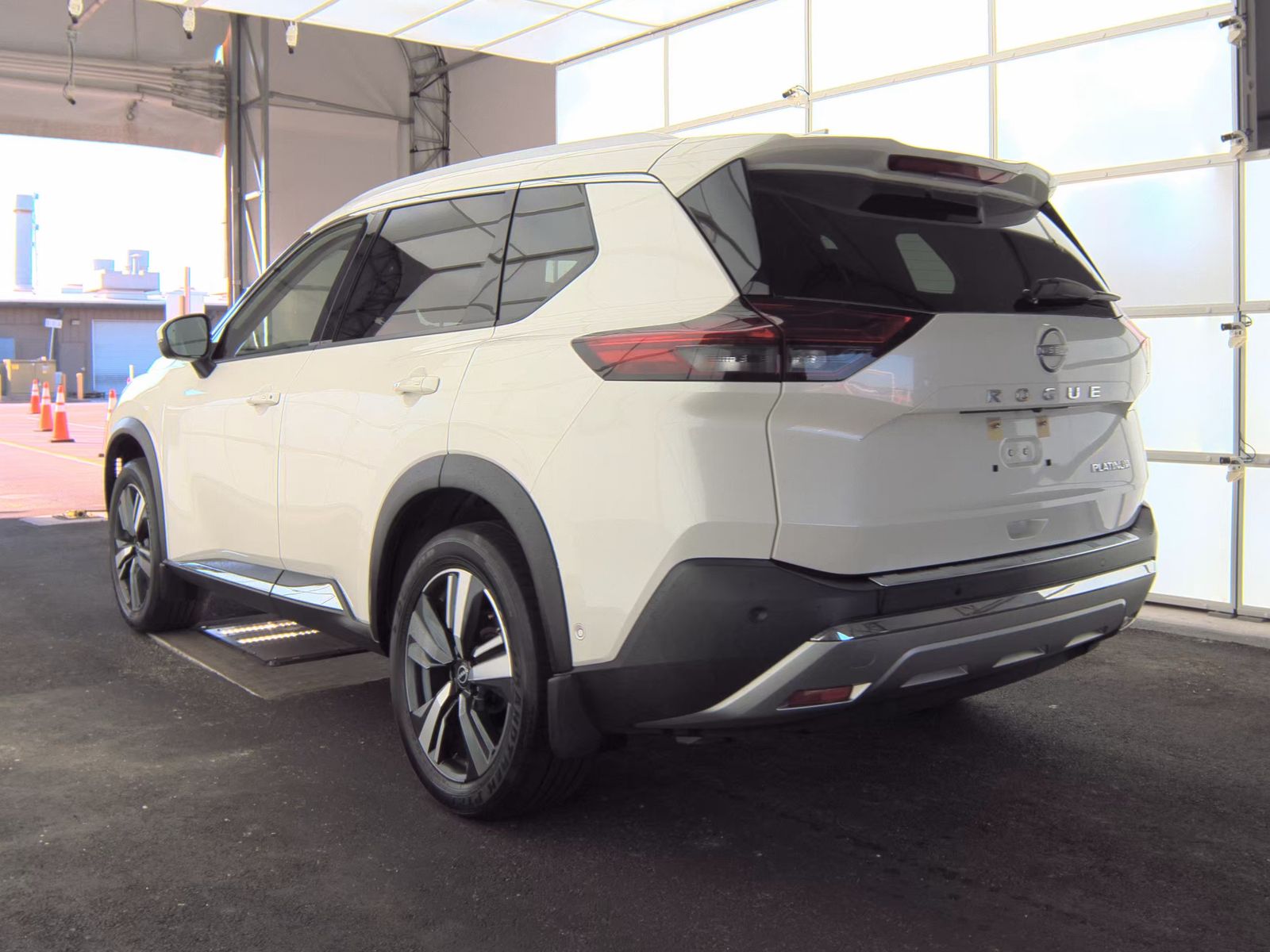 2023 Nissan Rogue Platinum FWD