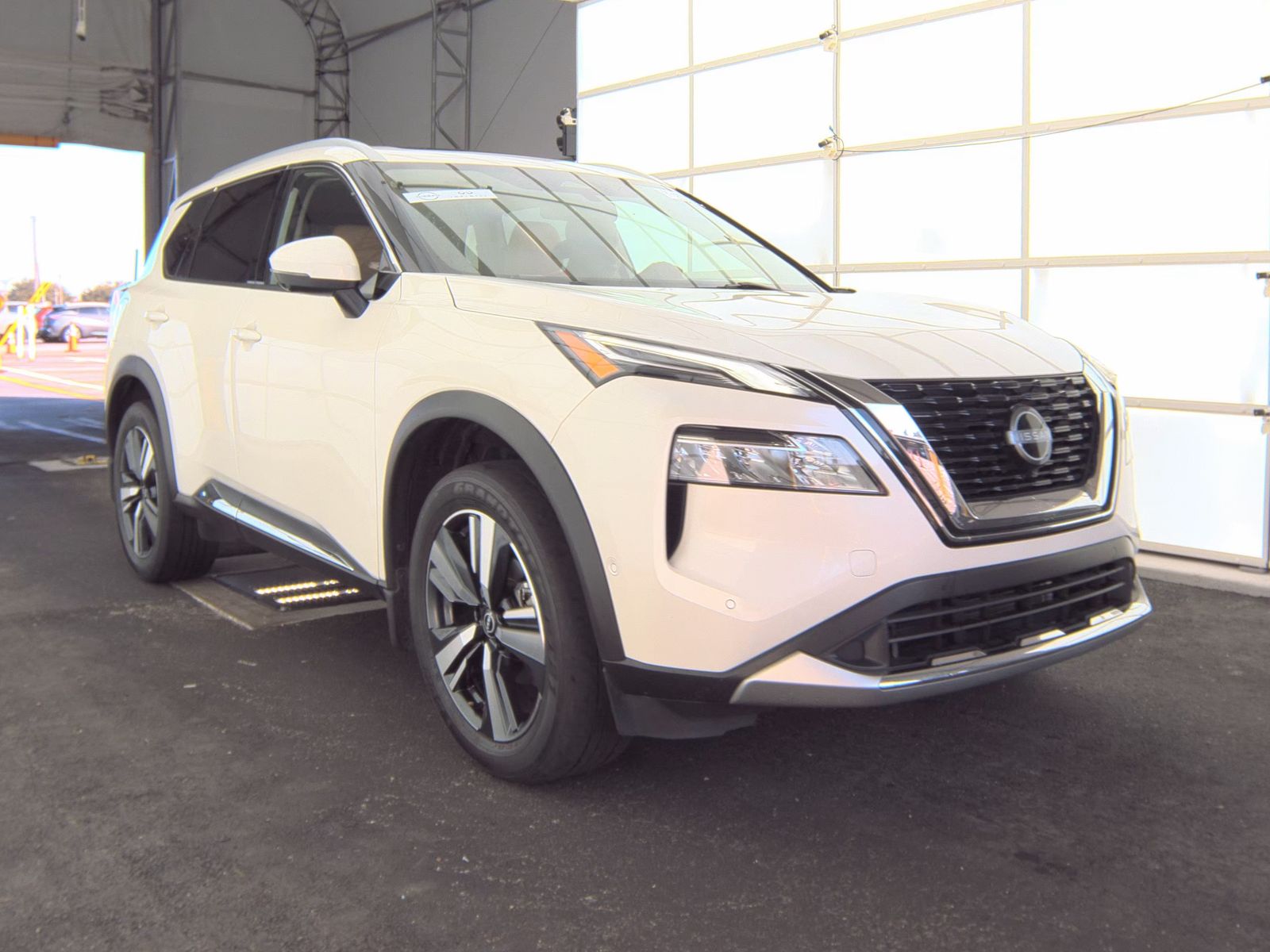 2023 Nissan Rogue Platinum FWD