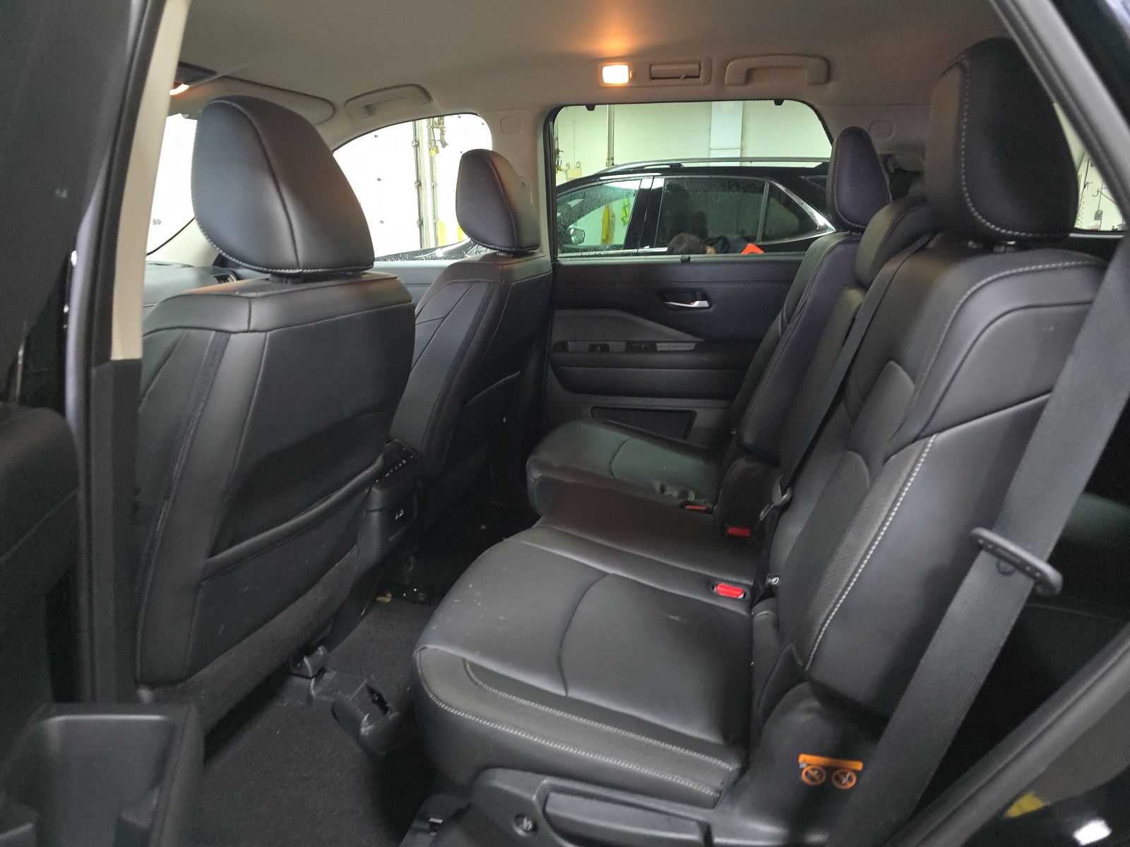 2023 Nissan Pathfinder SL FWD