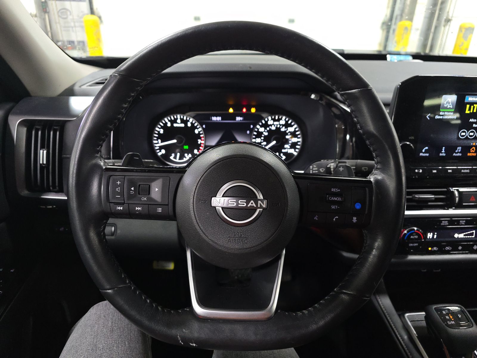 2023 Nissan Pathfinder SL FWD