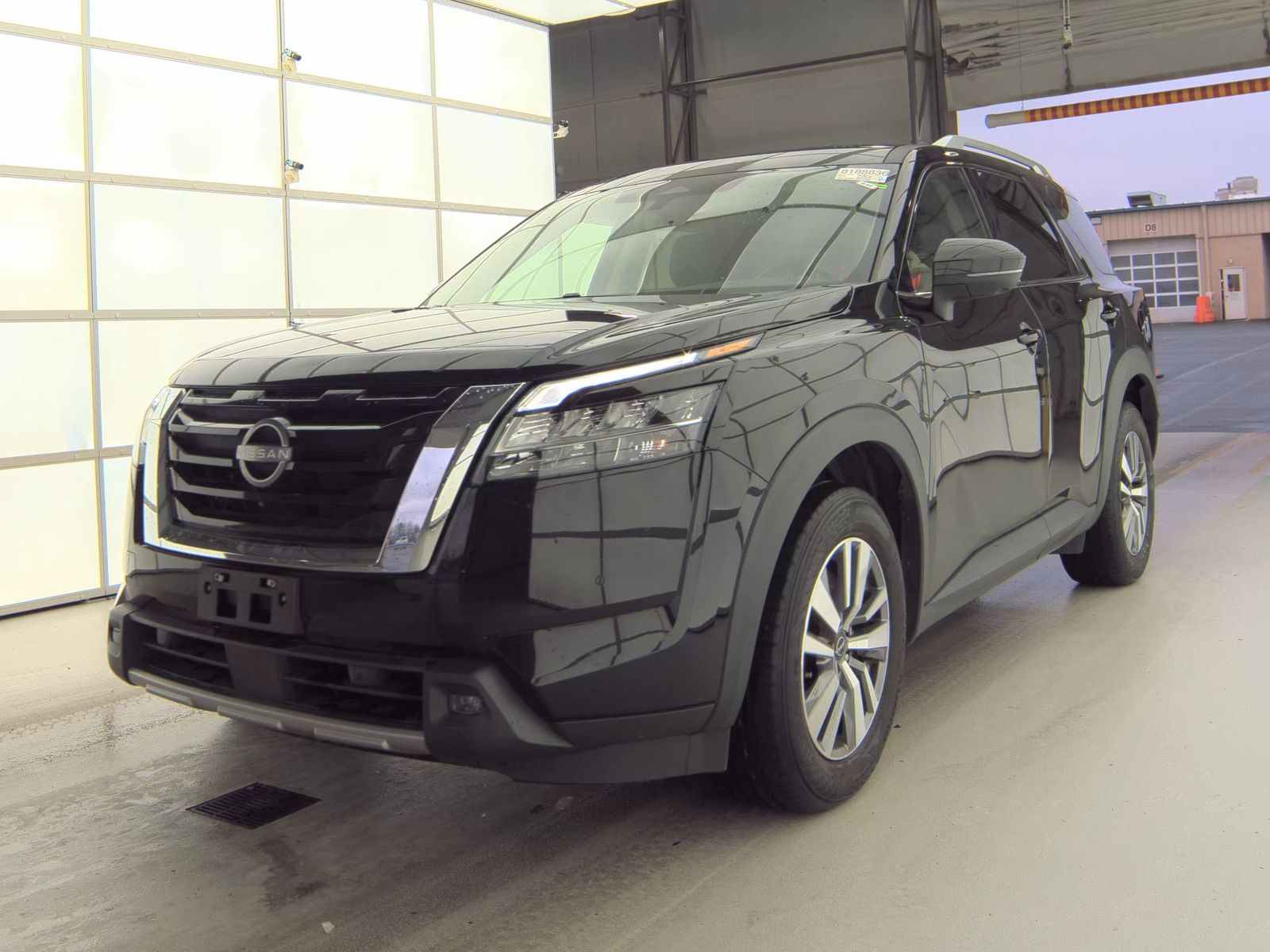 2023 Nissan Pathfinder SL FWD