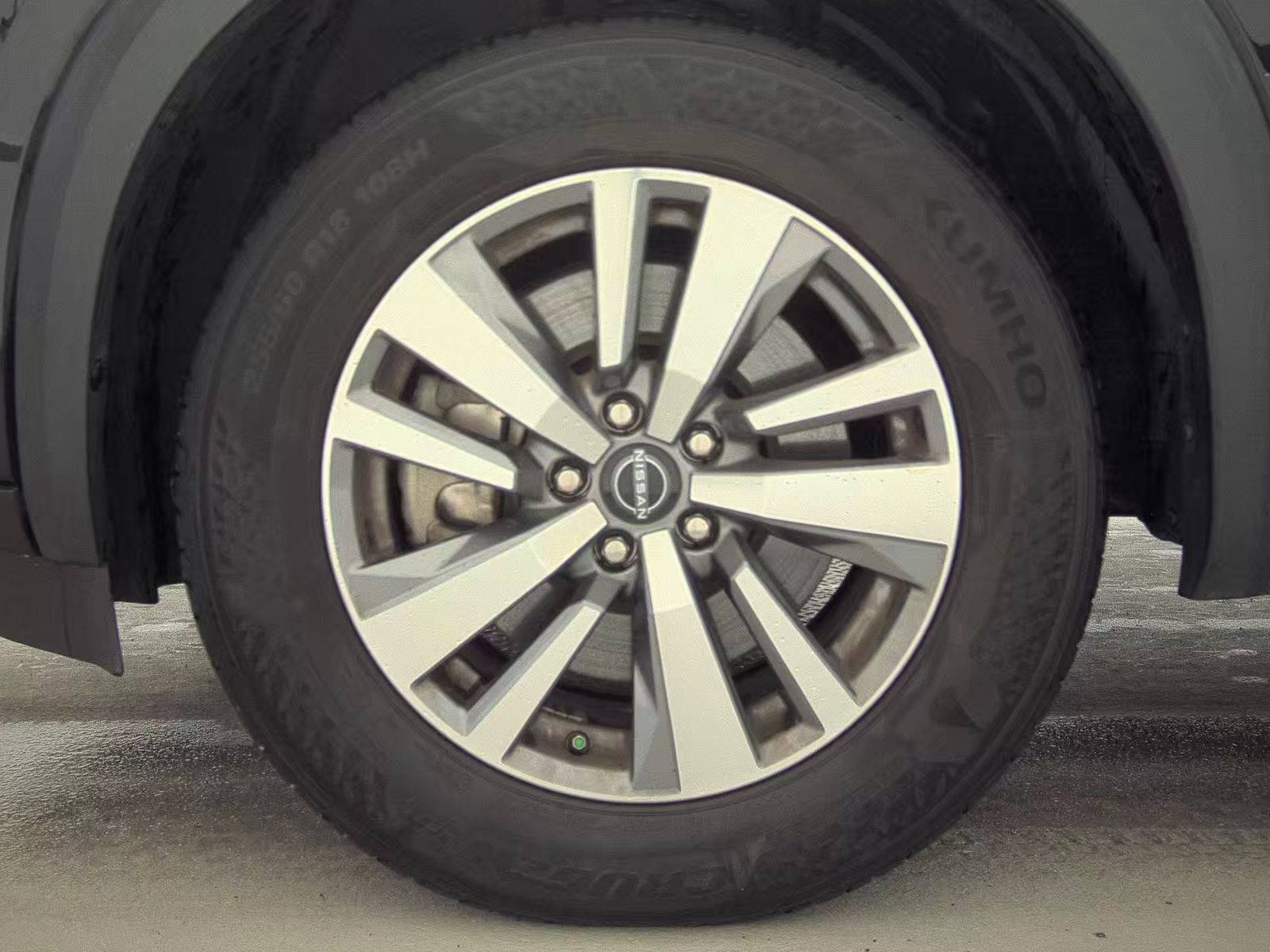 2023 Nissan Pathfinder SL FWD