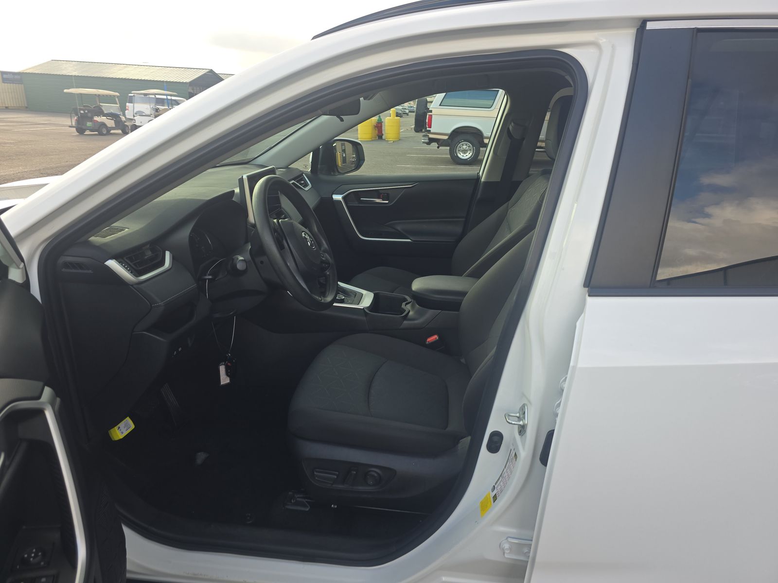 2024 Toyota RAV4 Hybrid XLE AWD