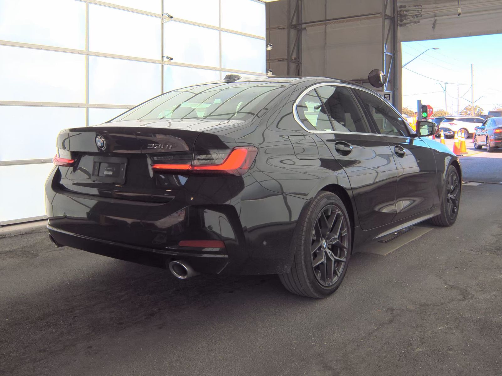 2025 BMW 3 Series 330i RWD