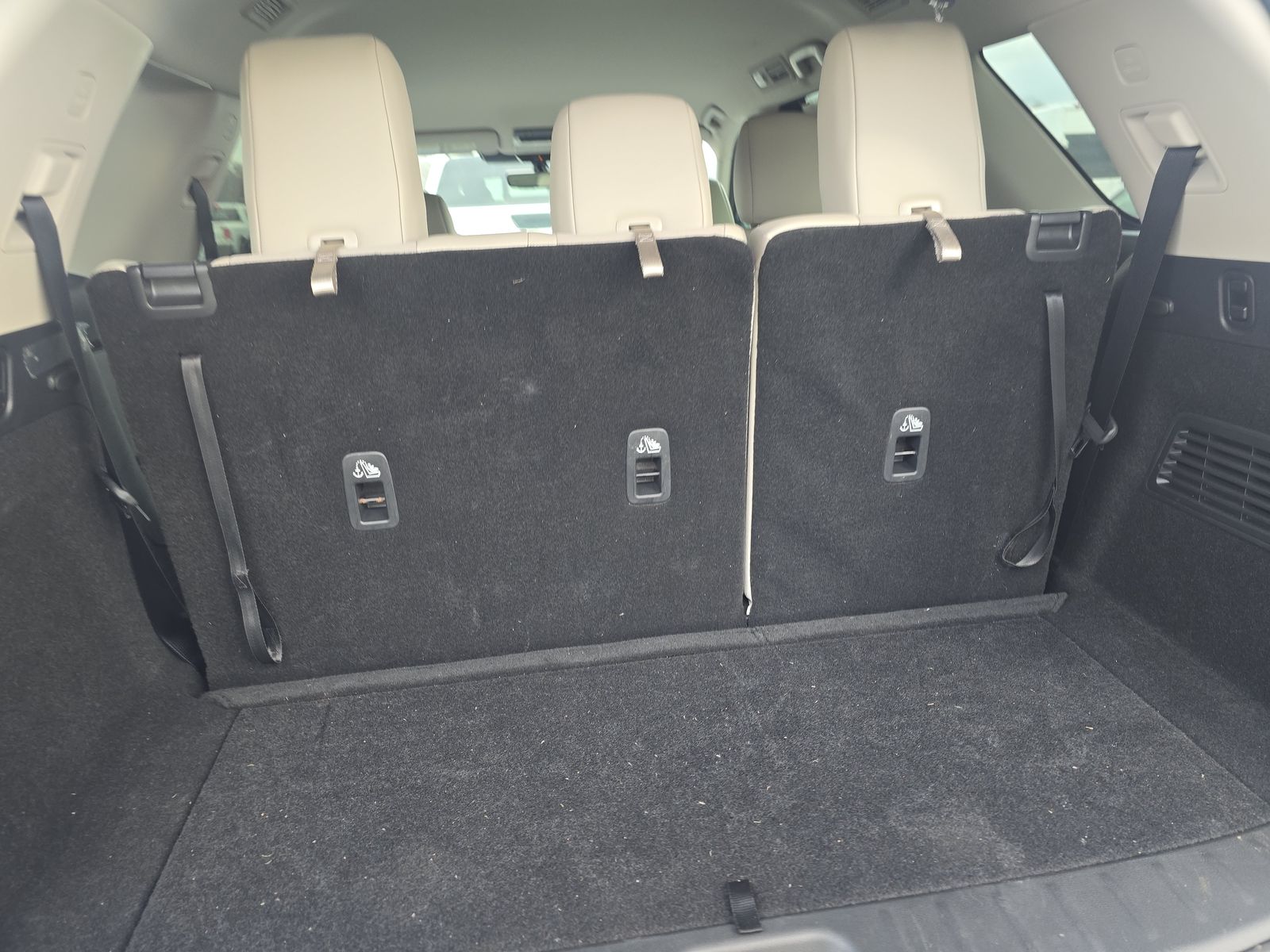 2024 Nissan Pathfinder SL FWD