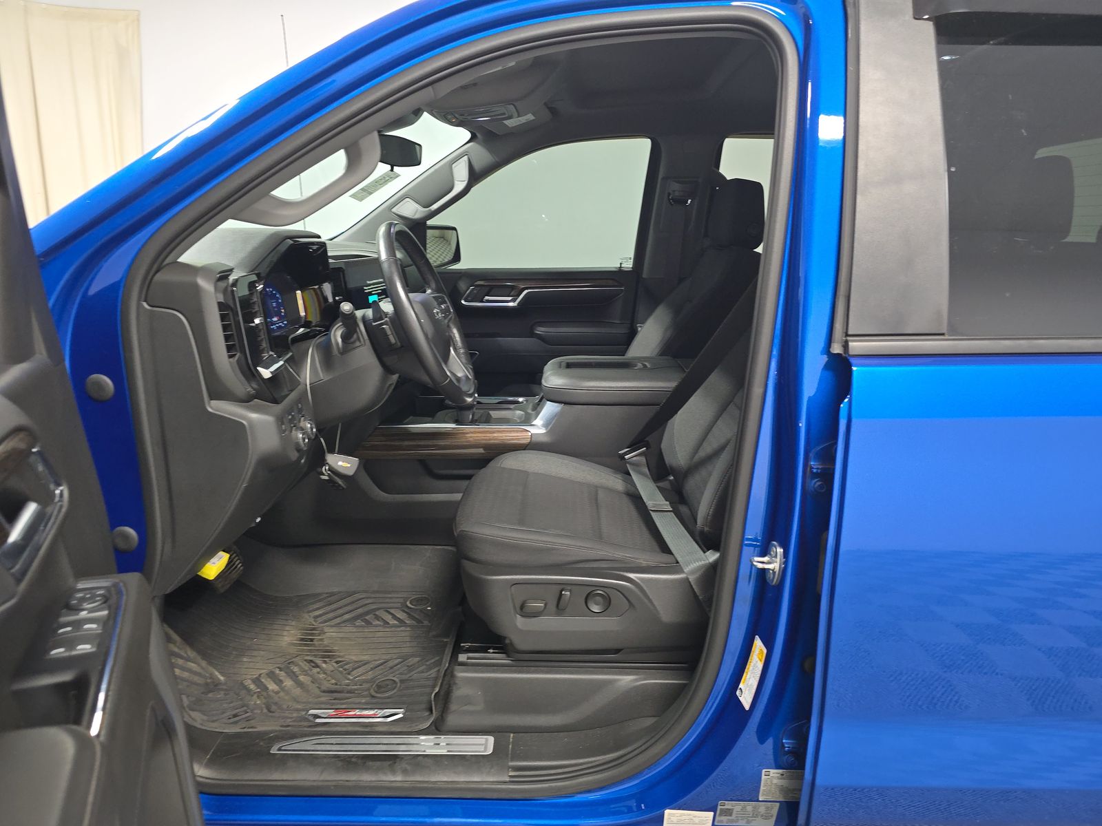 2022 Chevrolet Silverado 1500 LT Trail Boss AWD