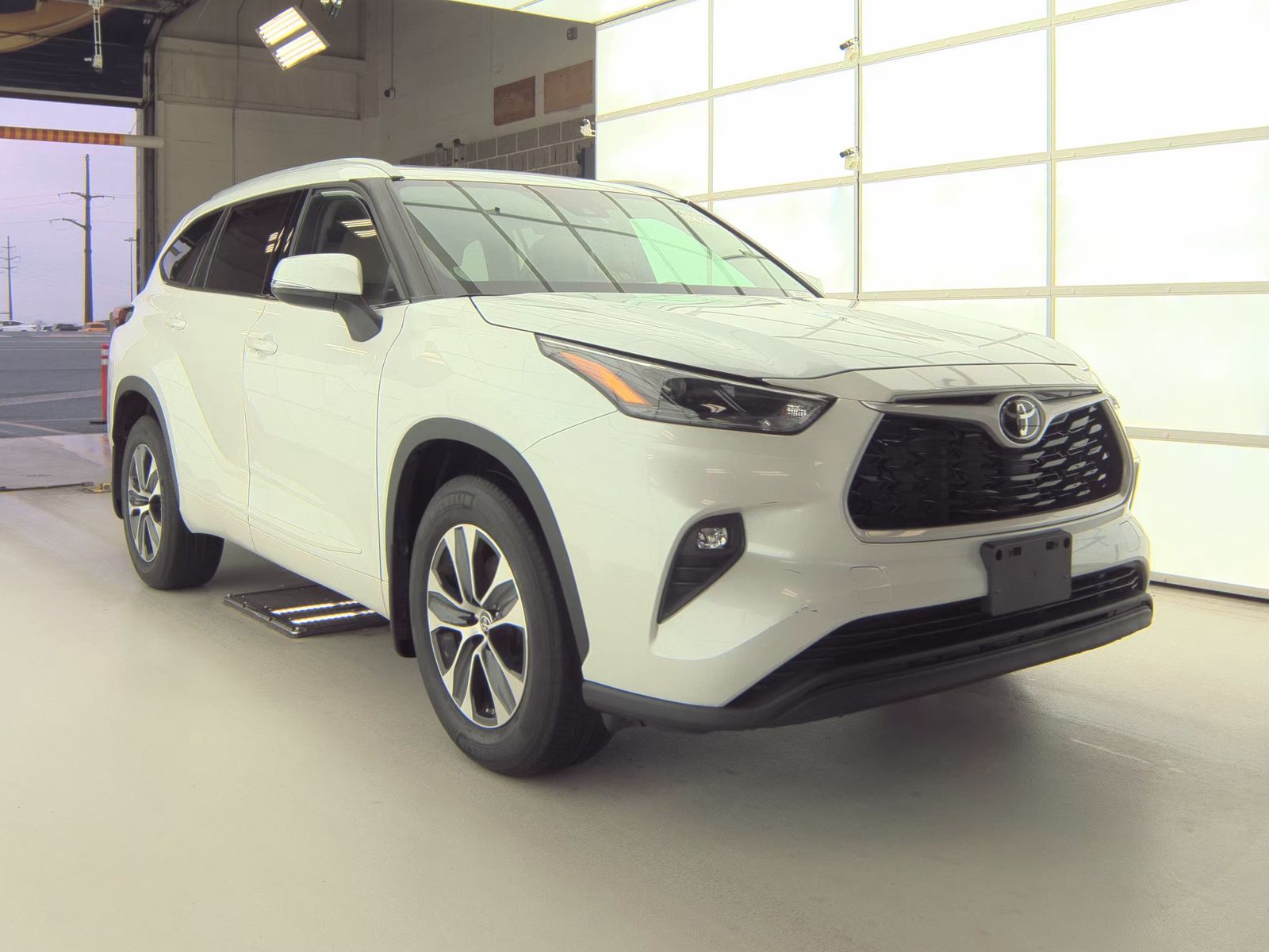 2022 Toyota Highlander XLE AWD