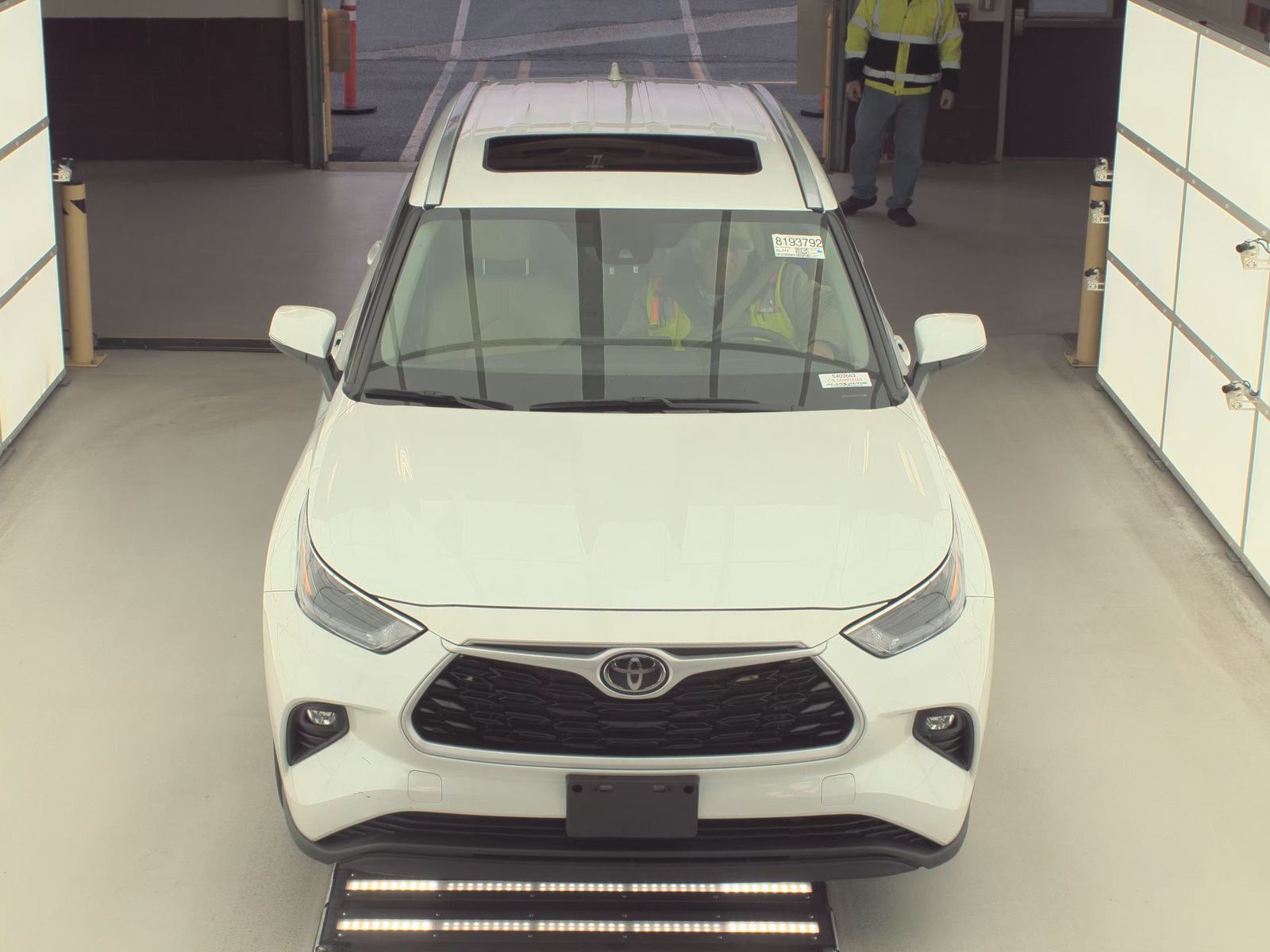 2022 Toyota Highlander XLE AWD