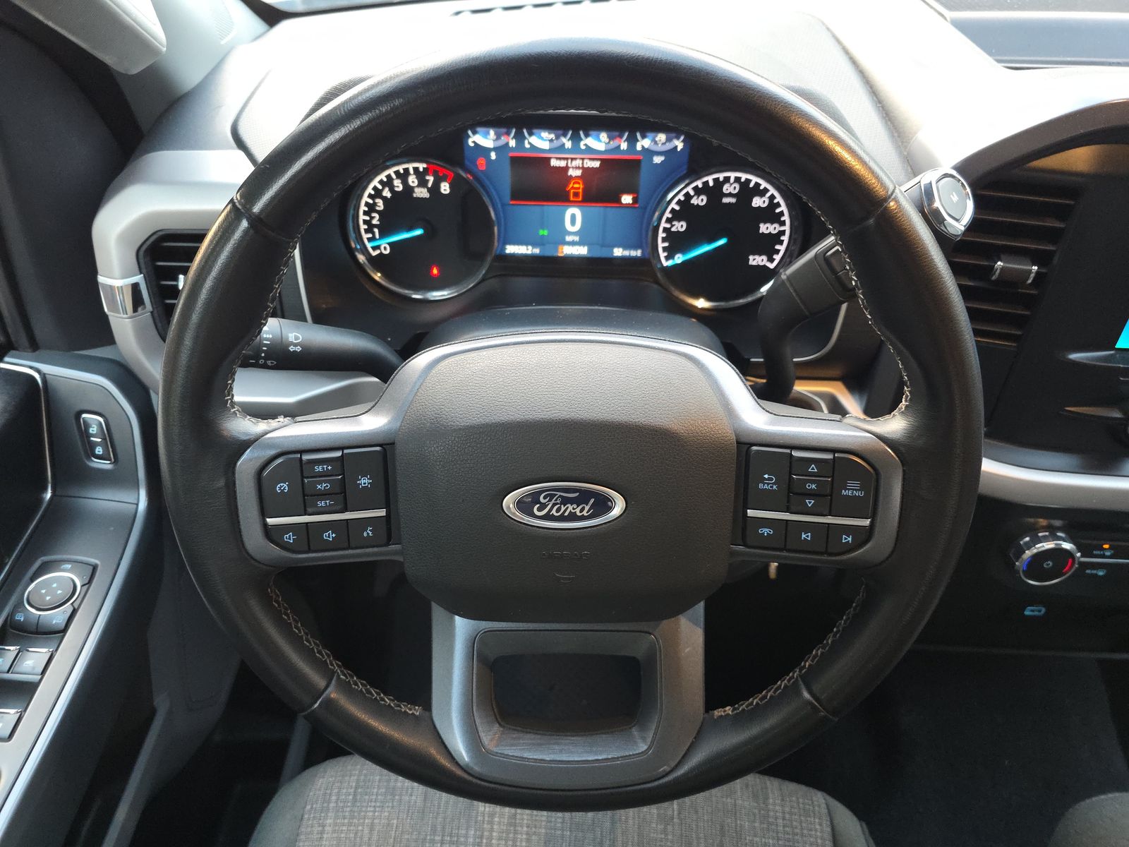 2023 Ford F-150 Lariat AWD