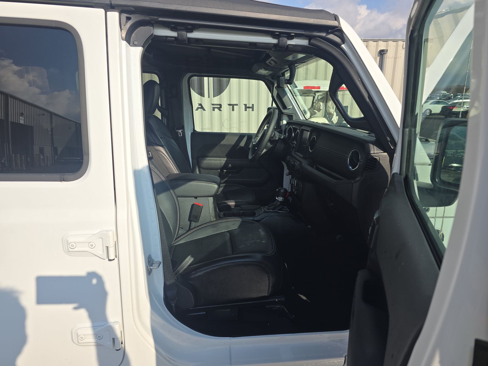 2023 Jeep Wrangler 4xe Sahara AWD