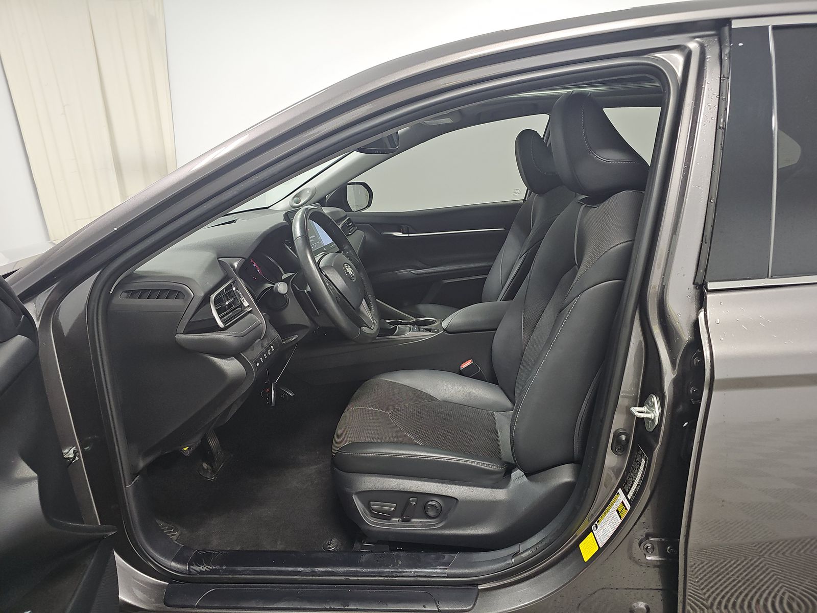 2023 Toyota Camry XSE FWD