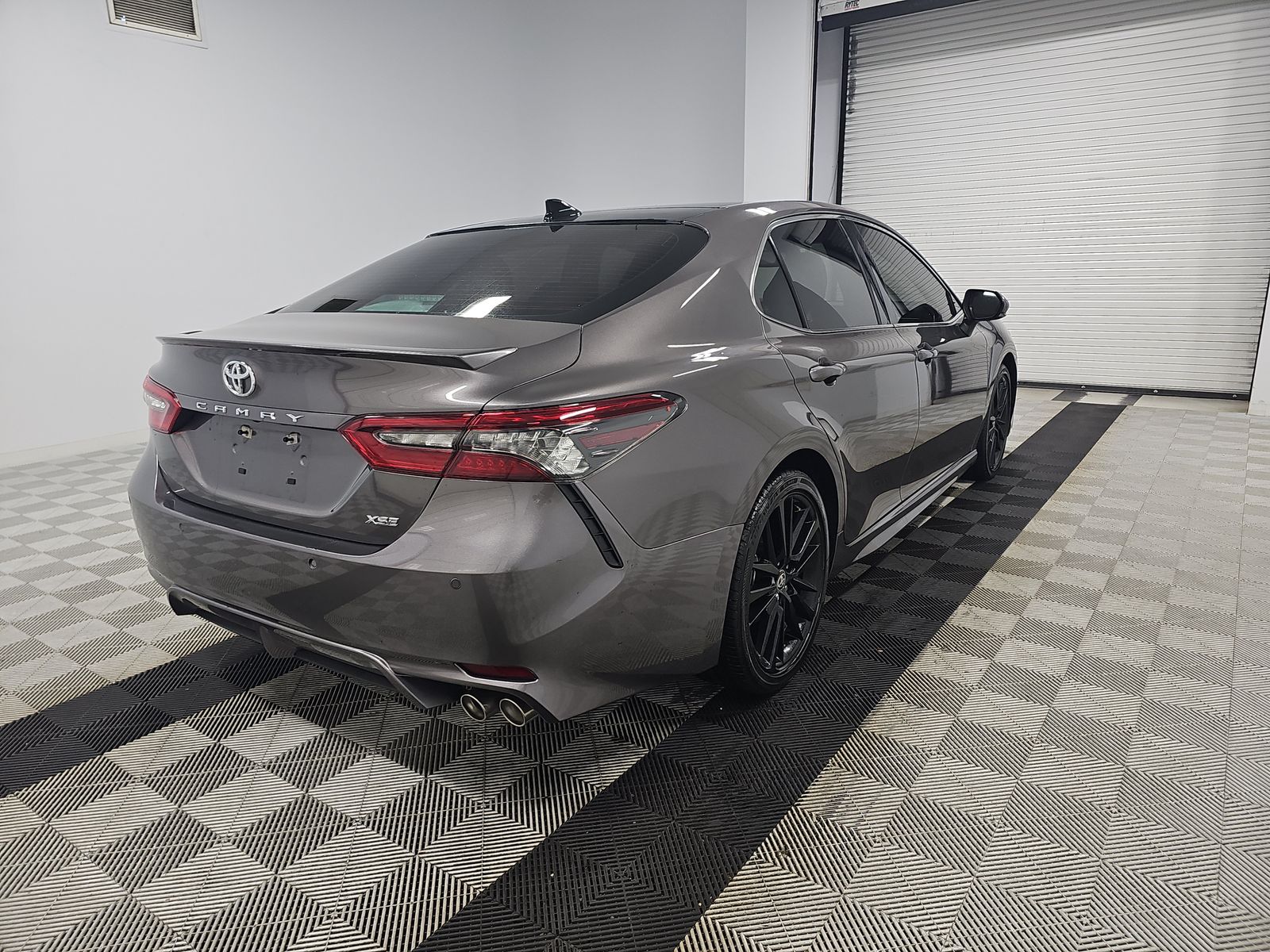 2023 Toyota Camry XSE FWD