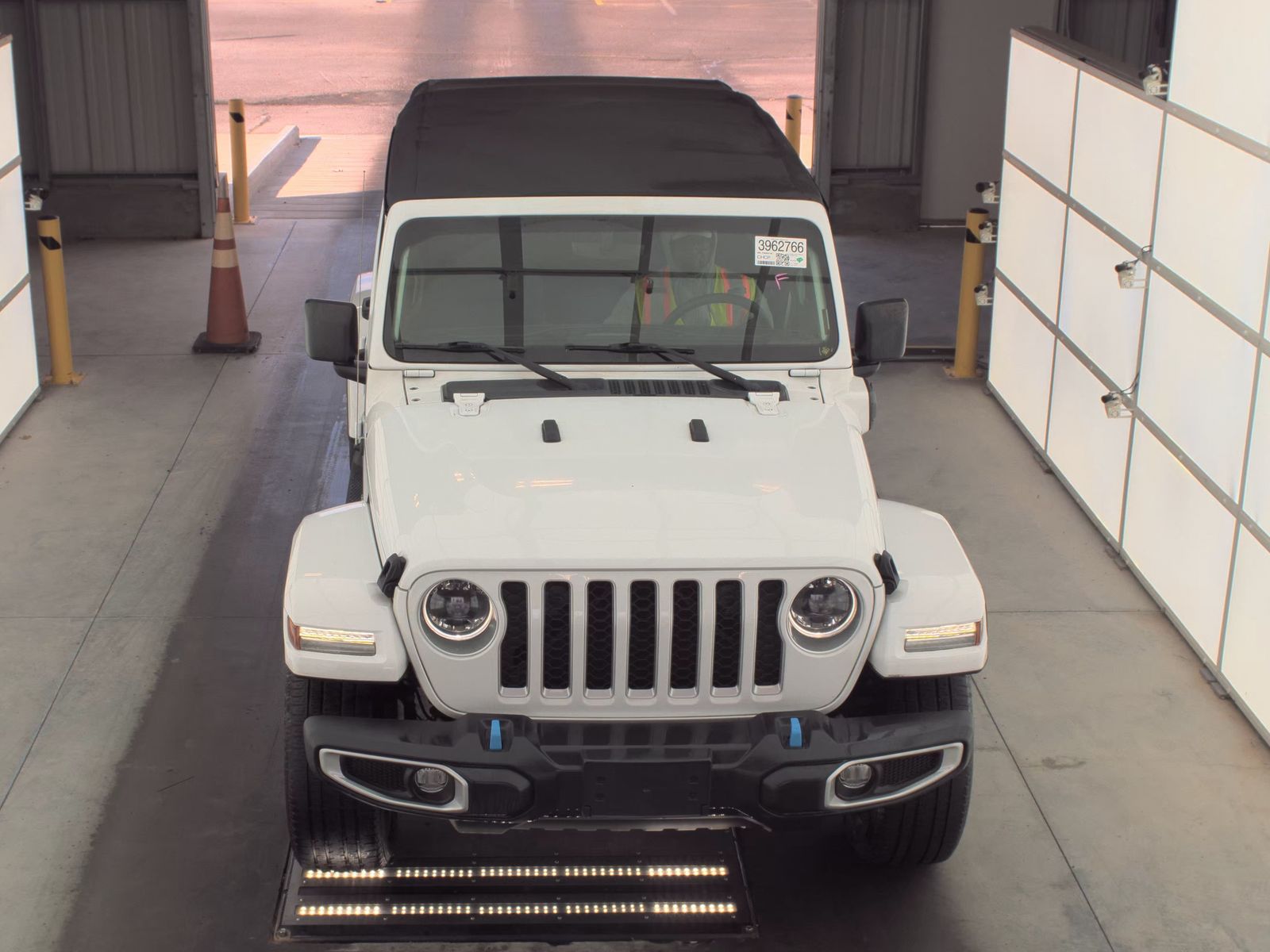 2023 Jeep Wrangler 4xe Sahara AWD