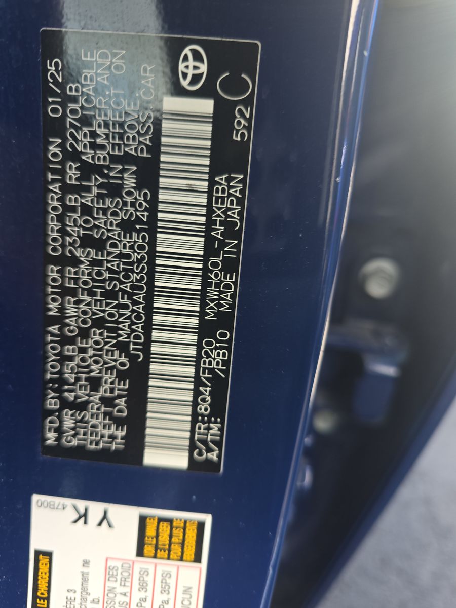 2025 Toyota Prius LE FWD