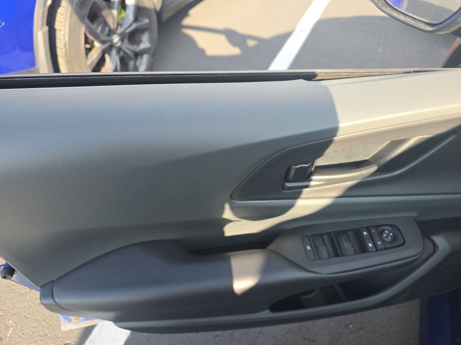 2025 Toyota Prius LE FWD