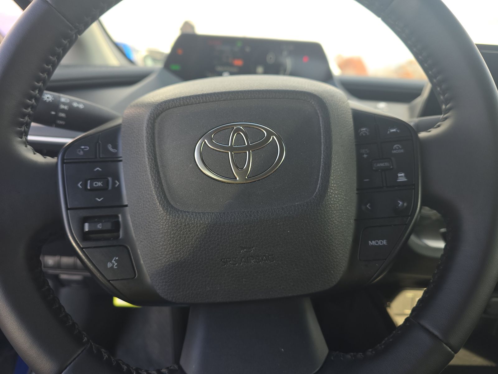 2025 Toyota Prius LE FWD