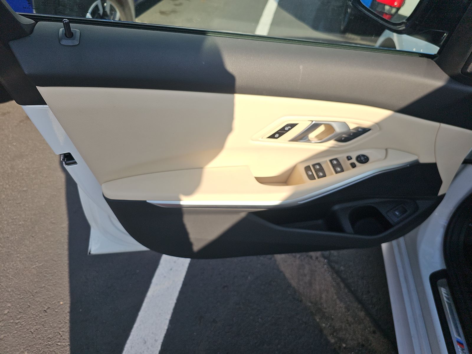 2025 BMW 3 Series 330i RWD