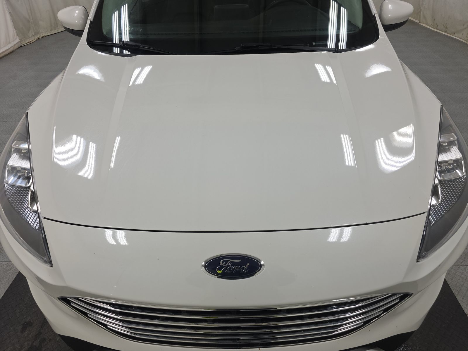 2022 Ford Escape Plug-In Hybrid Titanium FWD