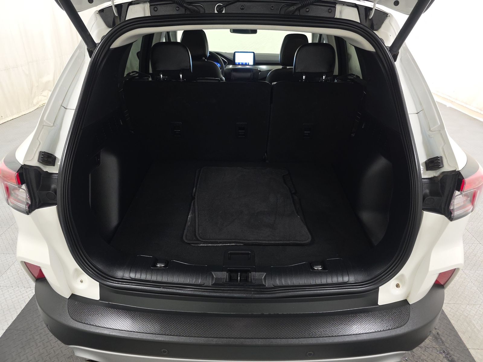 2022 Ford Escape Plug-In Hybrid Titanium FWD