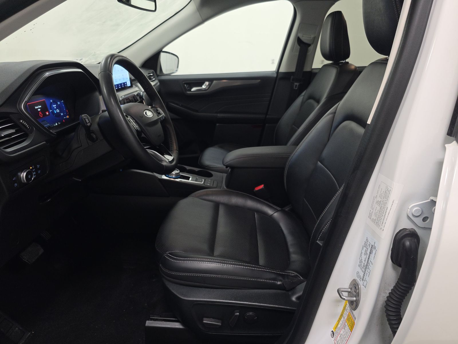 2022 Ford Escape Plug-In Hybrid Titanium FWD