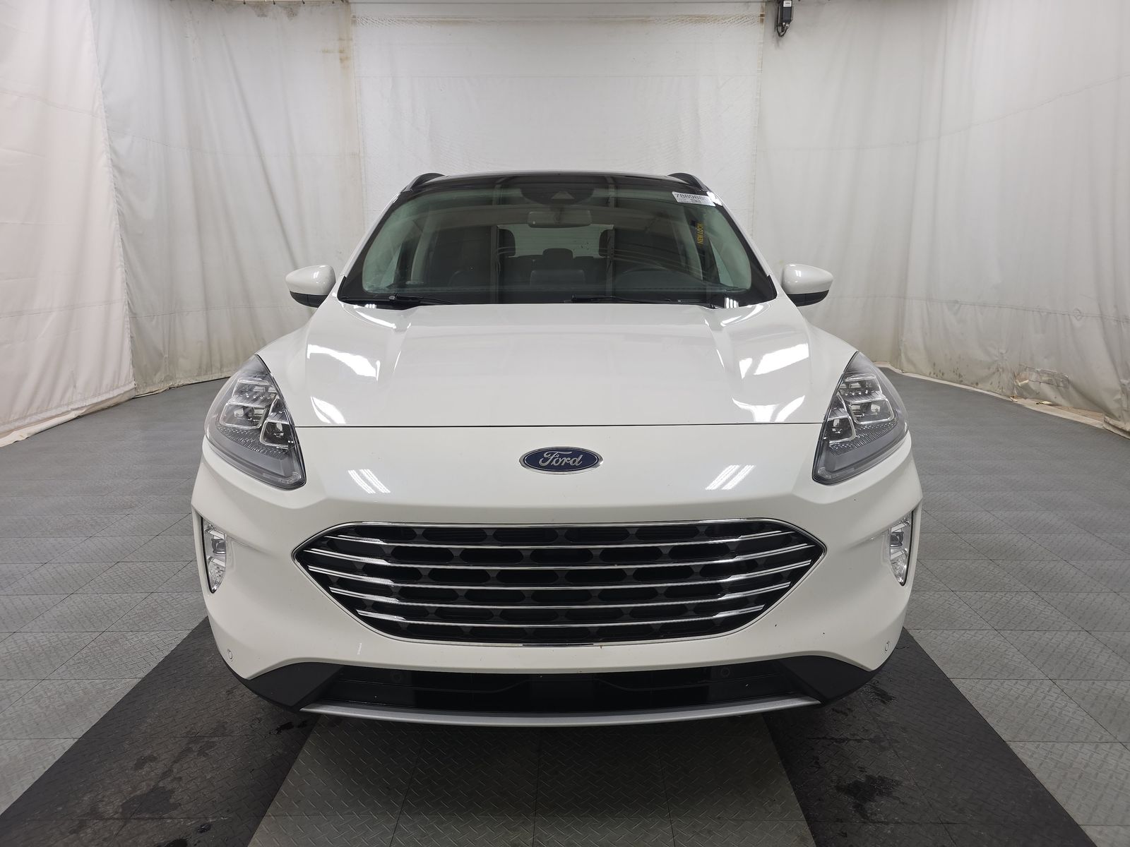 2022 Ford Escape Plug-In Hybrid Titanium FWD