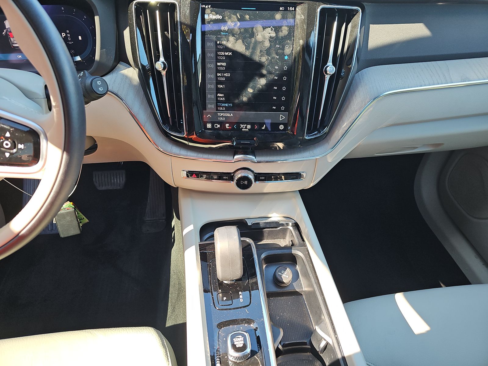 2024 Volvo XC60 B5 Plus AWD