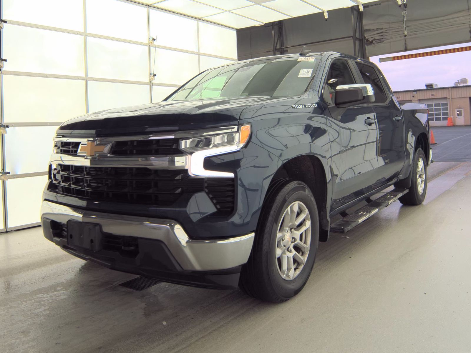 2022 Chevrolet Silverado 1500 LT AWD