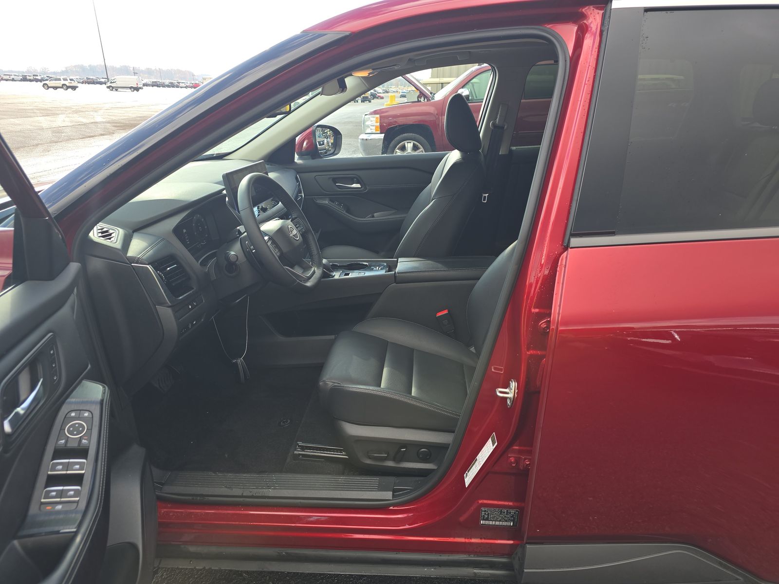 2025 Nissan Rogue SL FWD