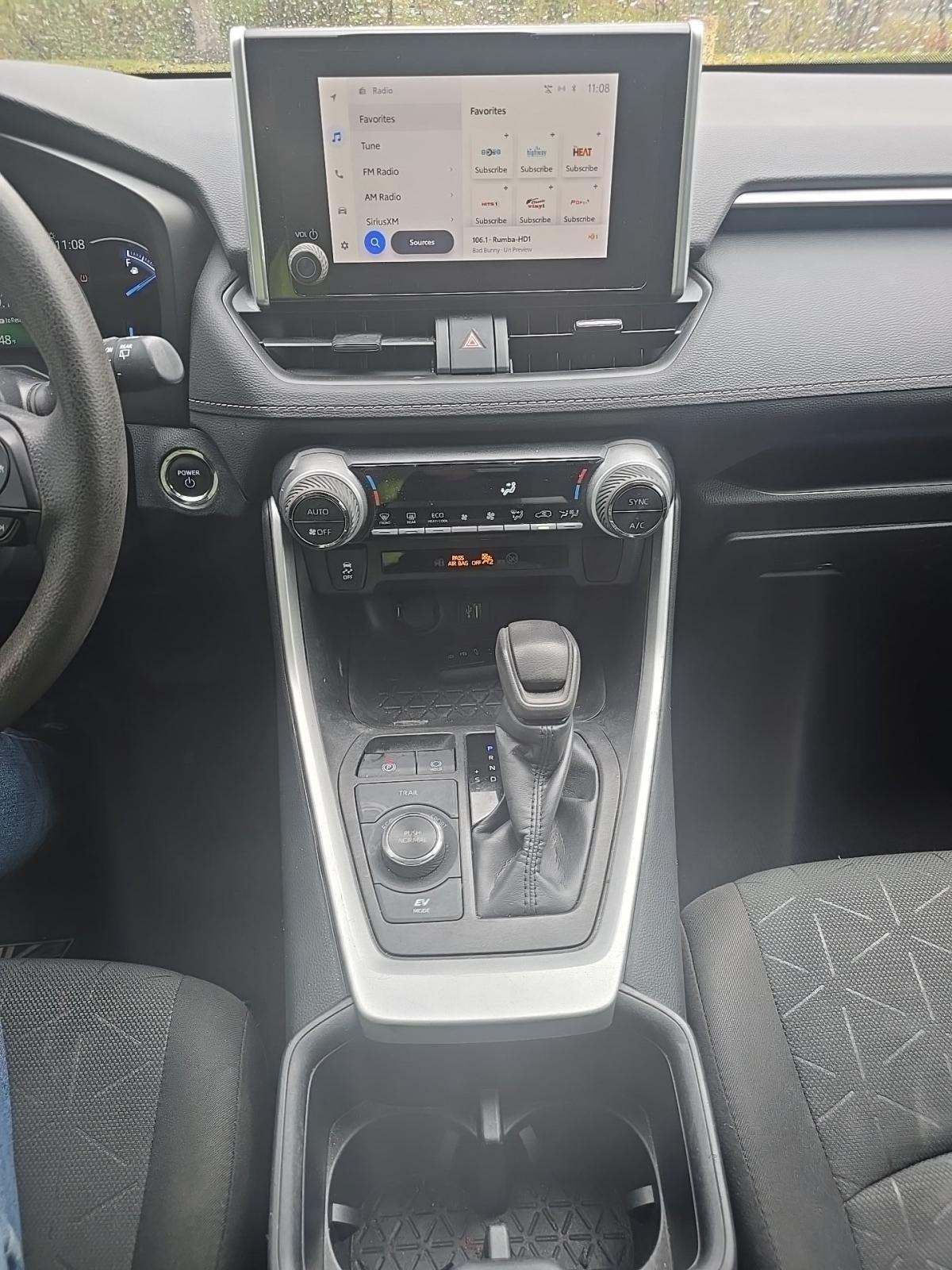 2023 Toyota RAV4 Hybrid XLE AWD