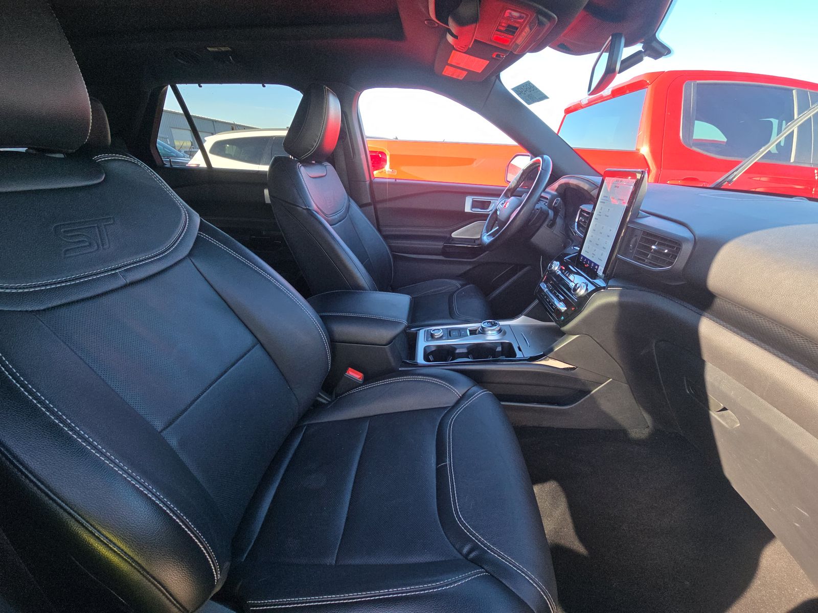 2022 Ford Explorer ST AWD