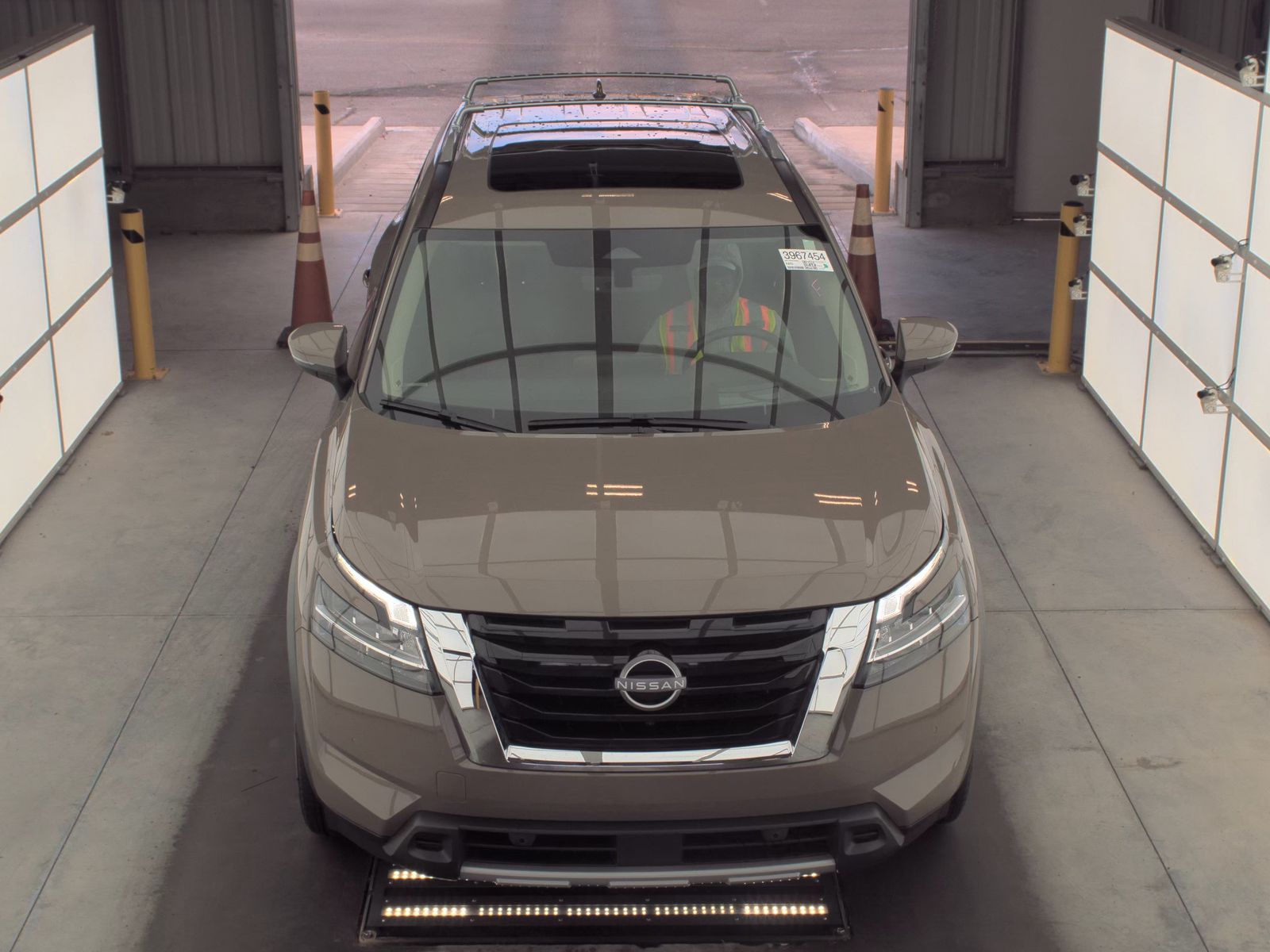 2024 Nissan Pathfinder Platinum FWD