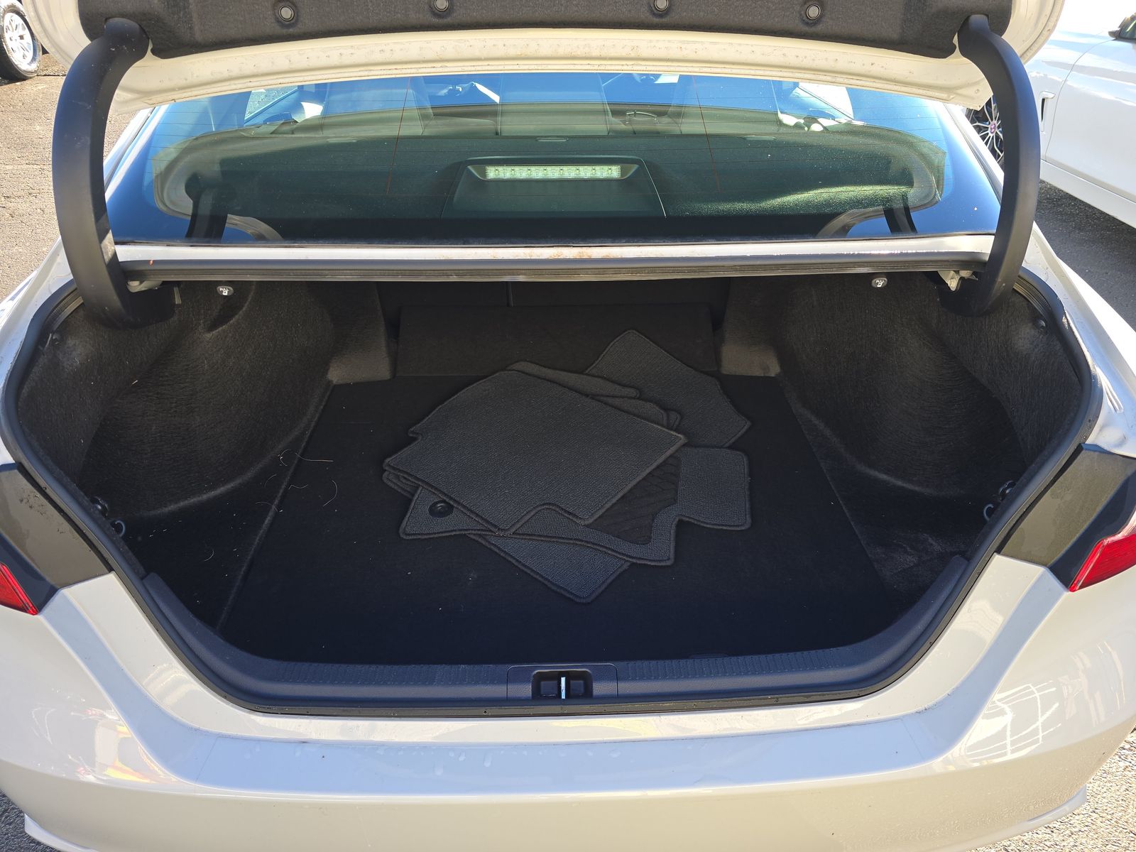 2024 Toyota Camry SE FWD