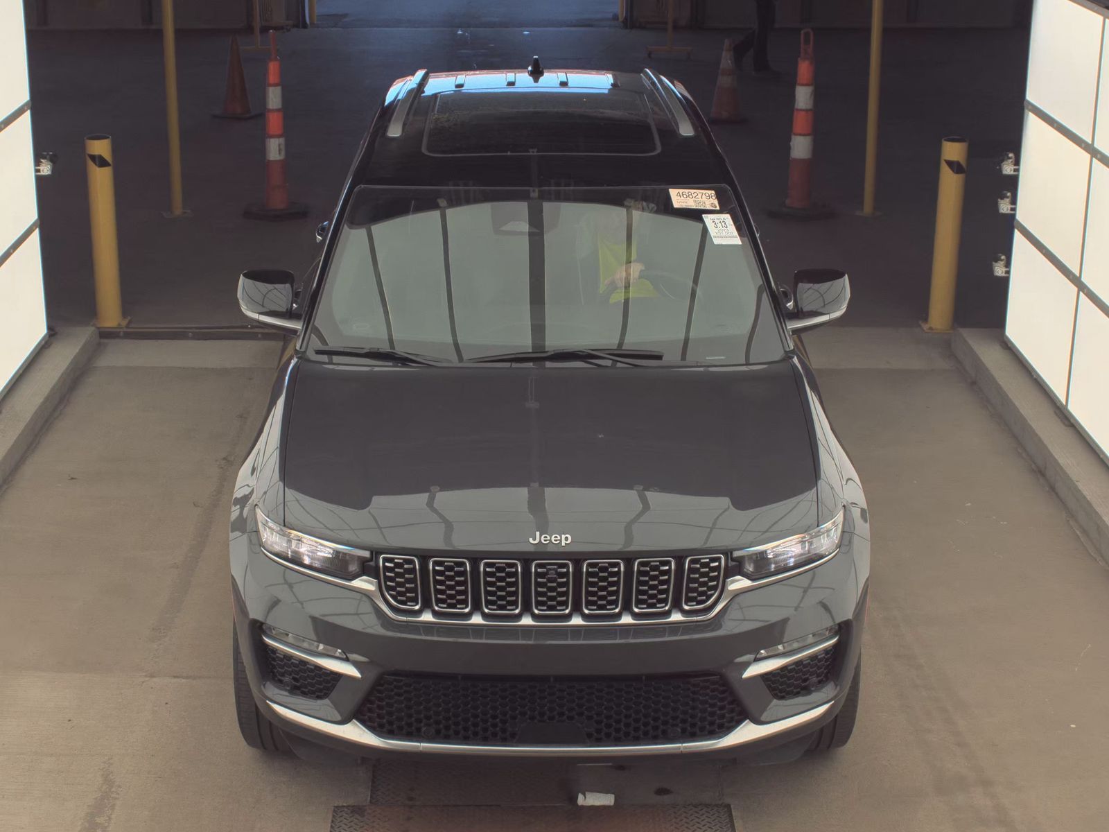 2023 Jeep Grand Cherokee Summit AWD