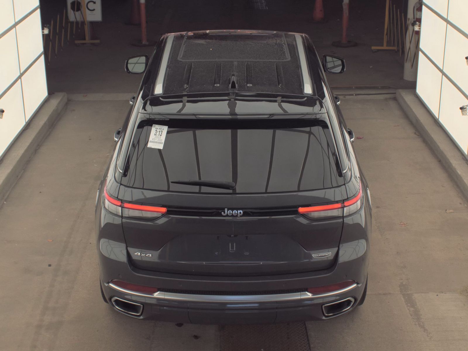 2023 Jeep Grand Cherokee Summit AWD