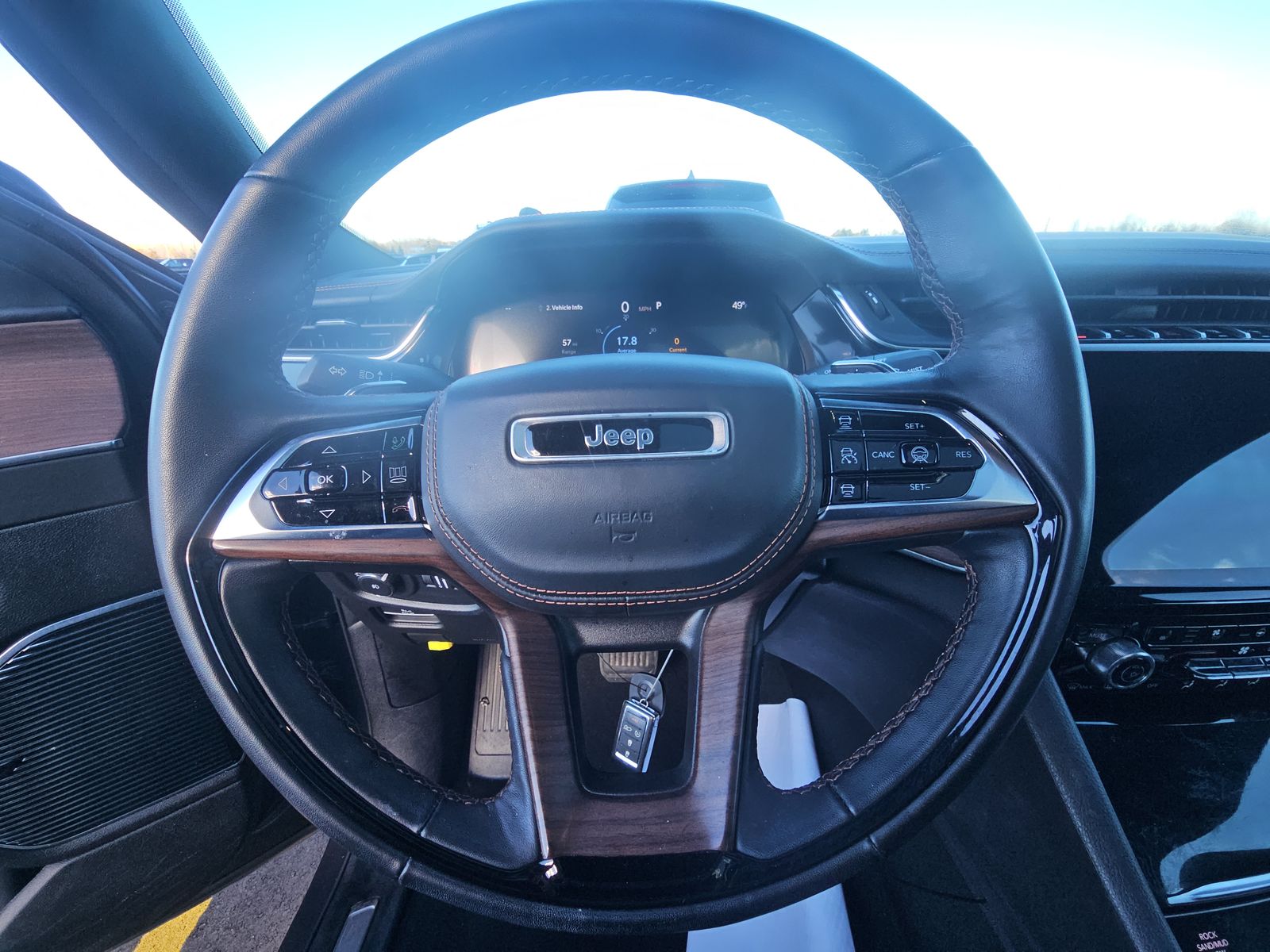 2023 Jeep Grand Cherokee Summit AWD