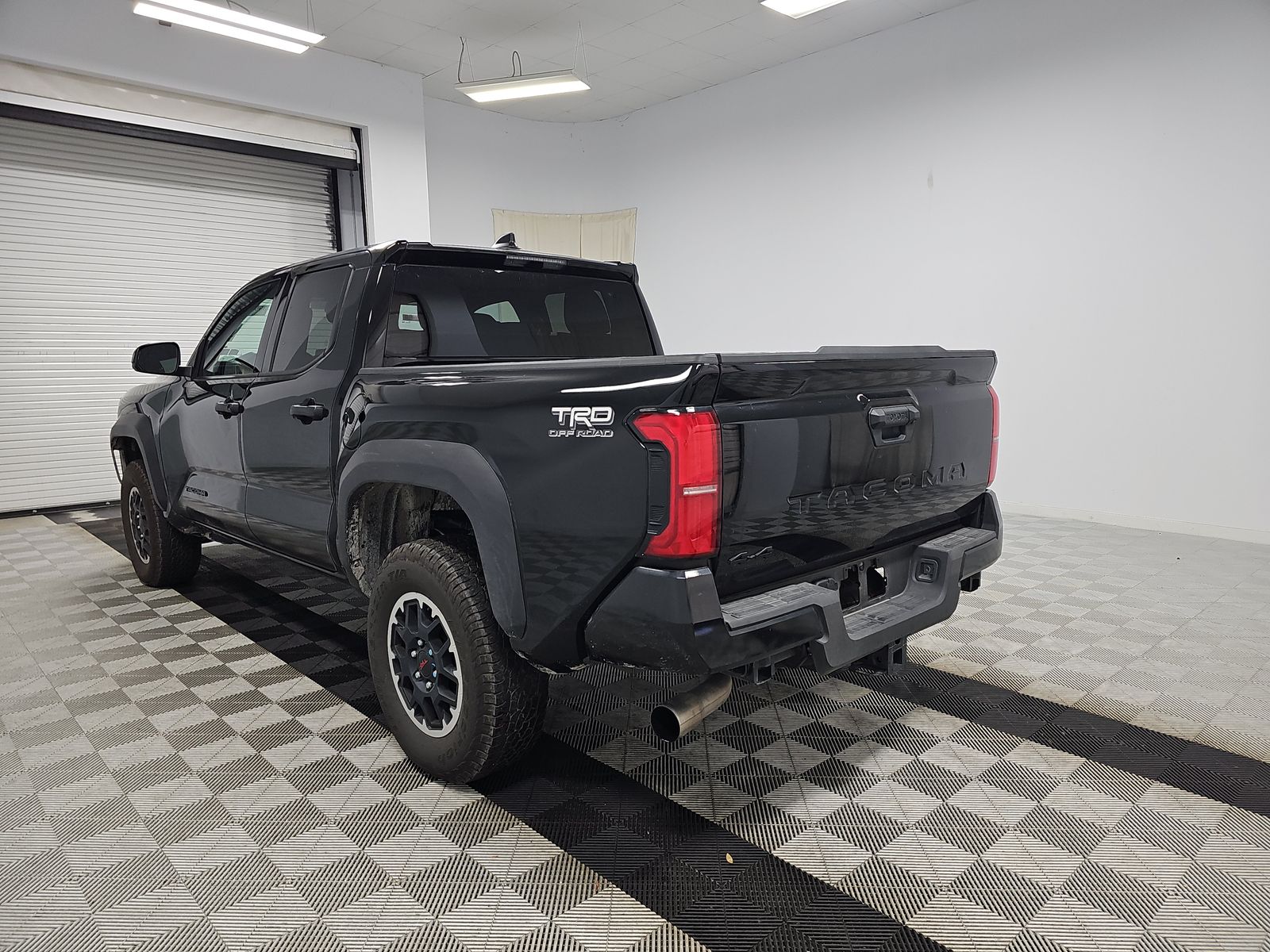 2025 Toyota Tacoma TRD Off-Road AWD