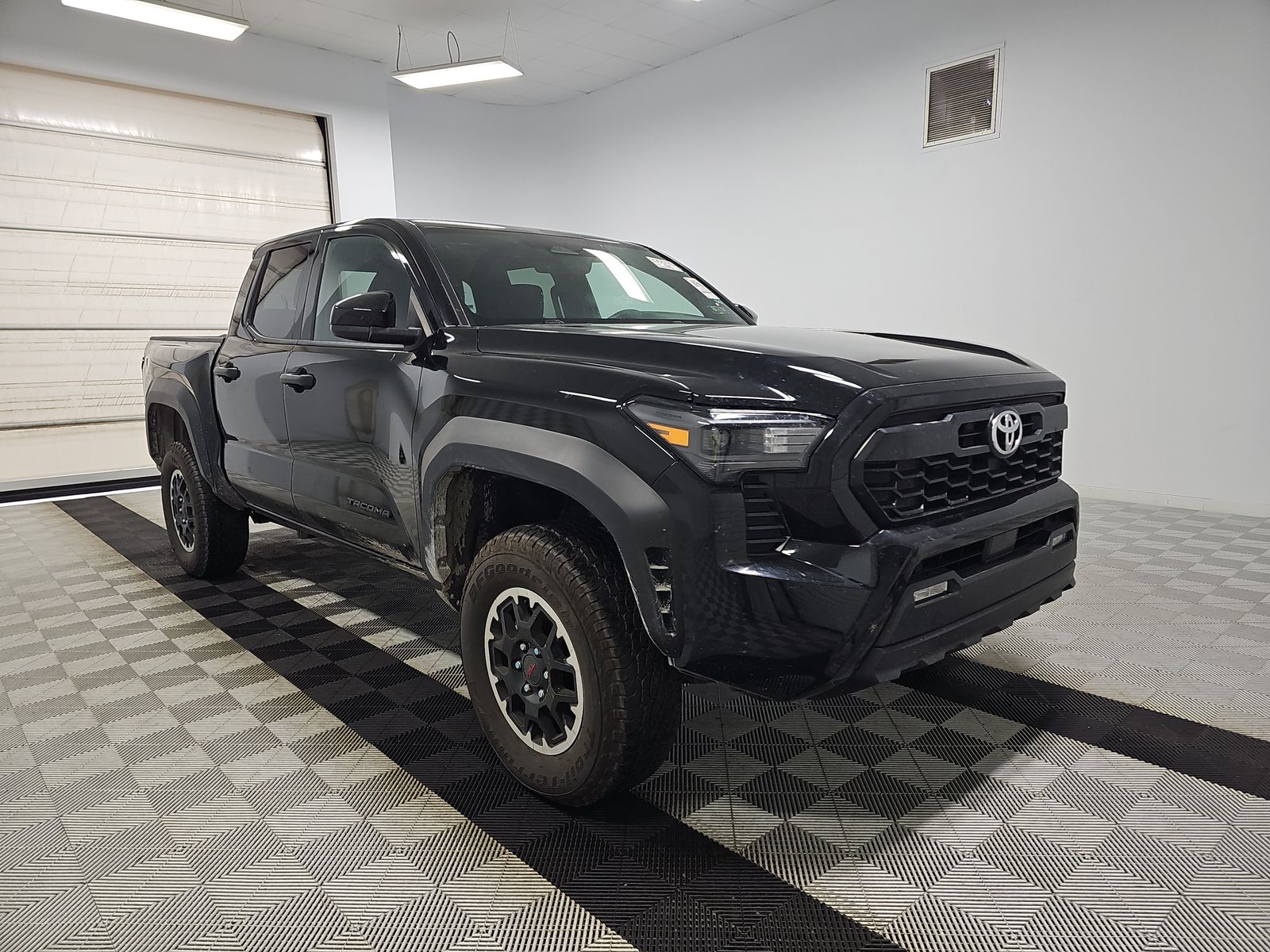 2025 Toyota Tacoma TRD Off-Road AWD