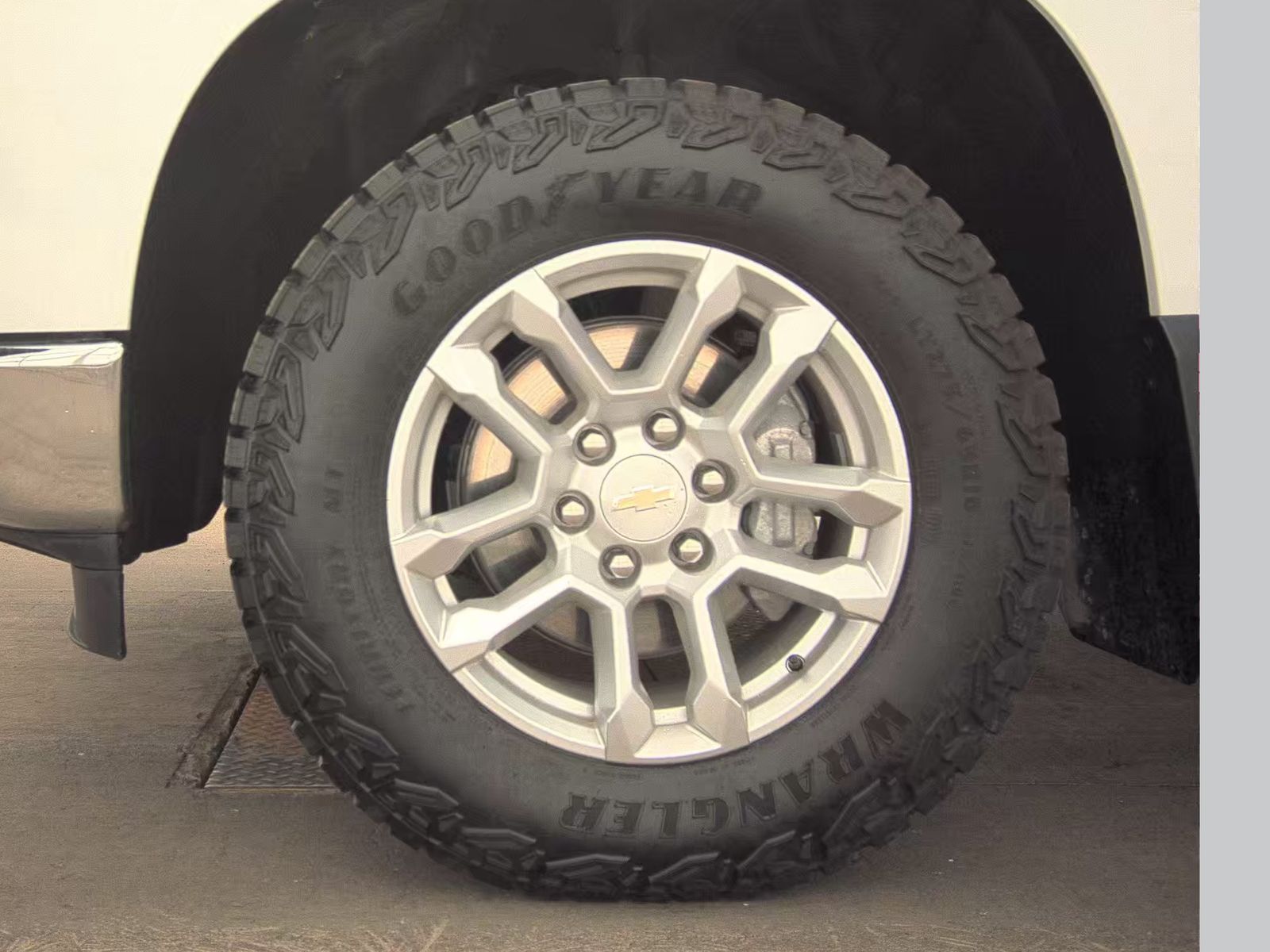 2024 Chevrolet Silverado 1500 LT AWD