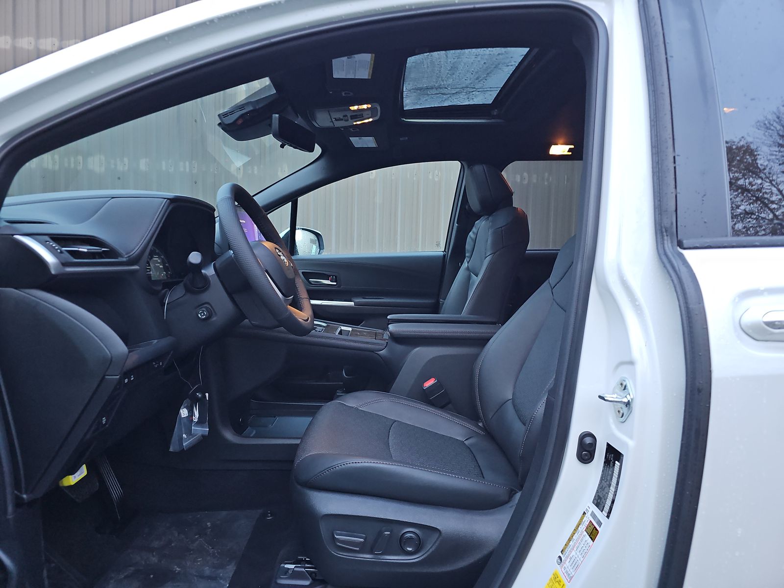 2025 Toyota Sienna Limited AWD