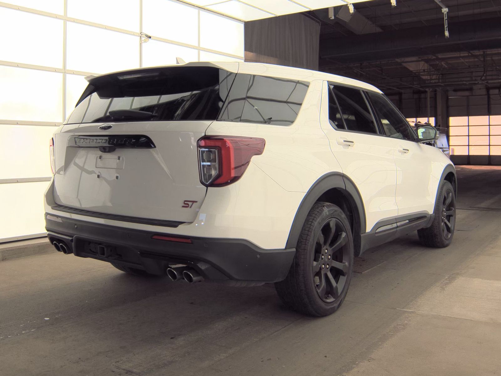 2022 Ford Explorer ST AWD
