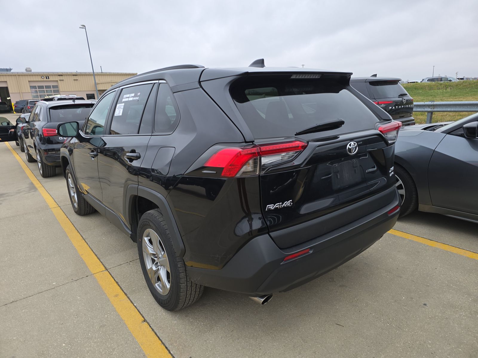 2024 Toyota RAV4 XLE AWD