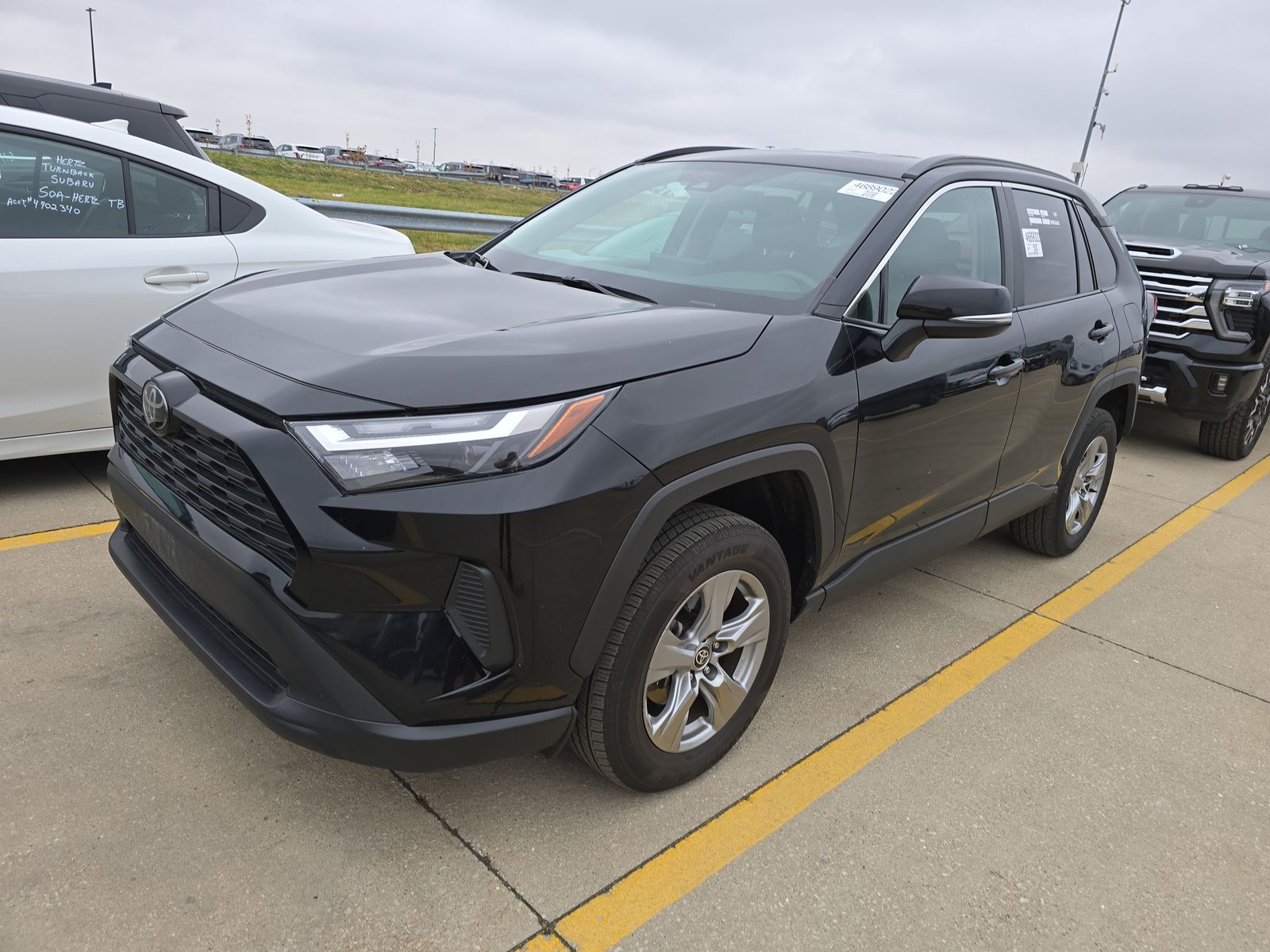 2024 Toyota RAV4 XLE AWD