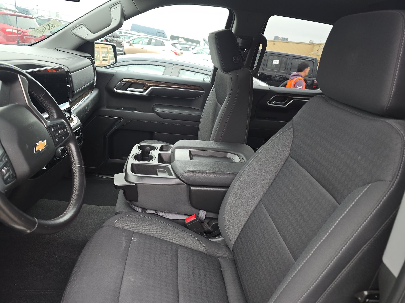 2022 Chevrolet Silverado 1500 LT AWD