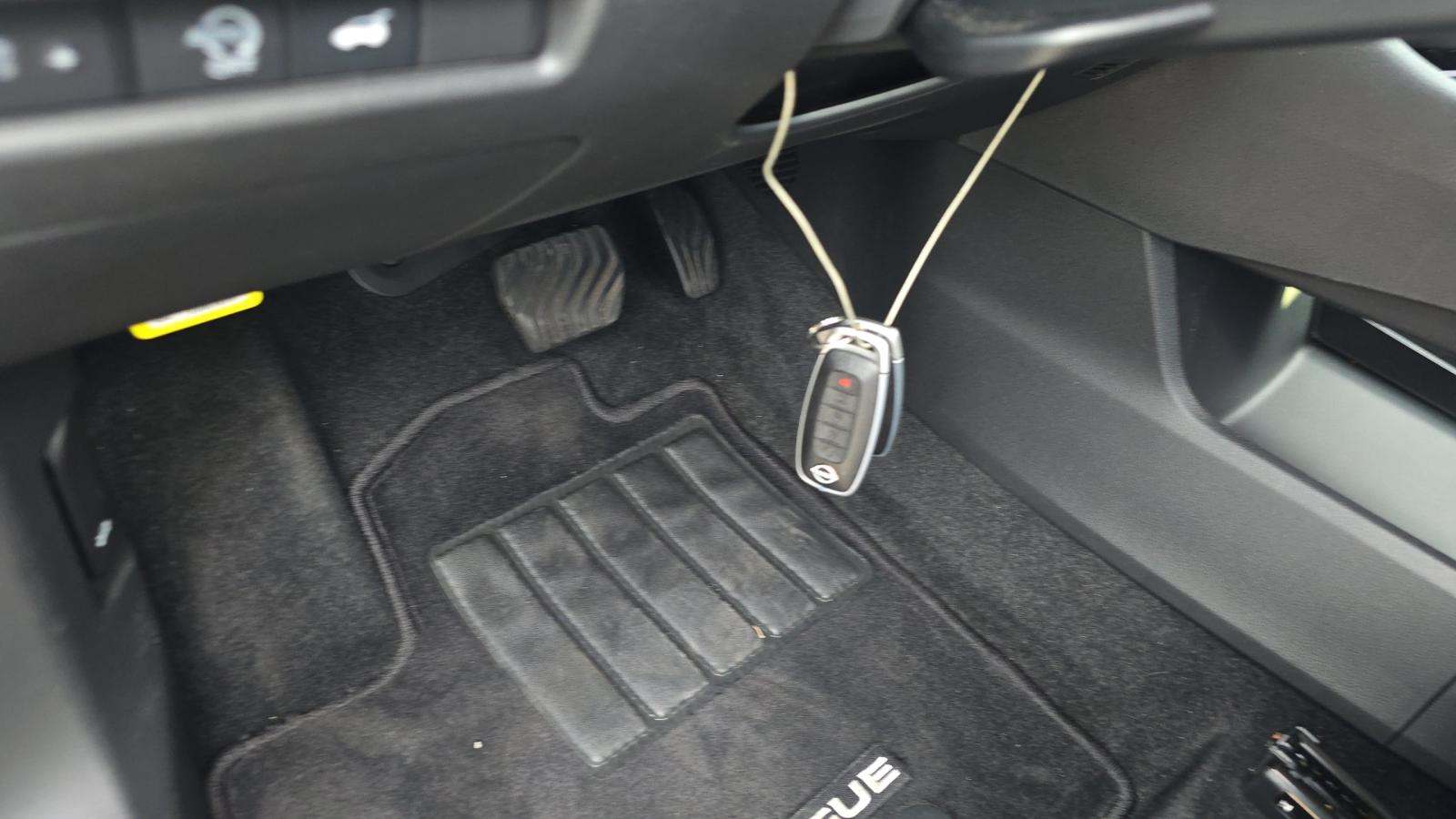 2025 Nissan Rogue SL FWD