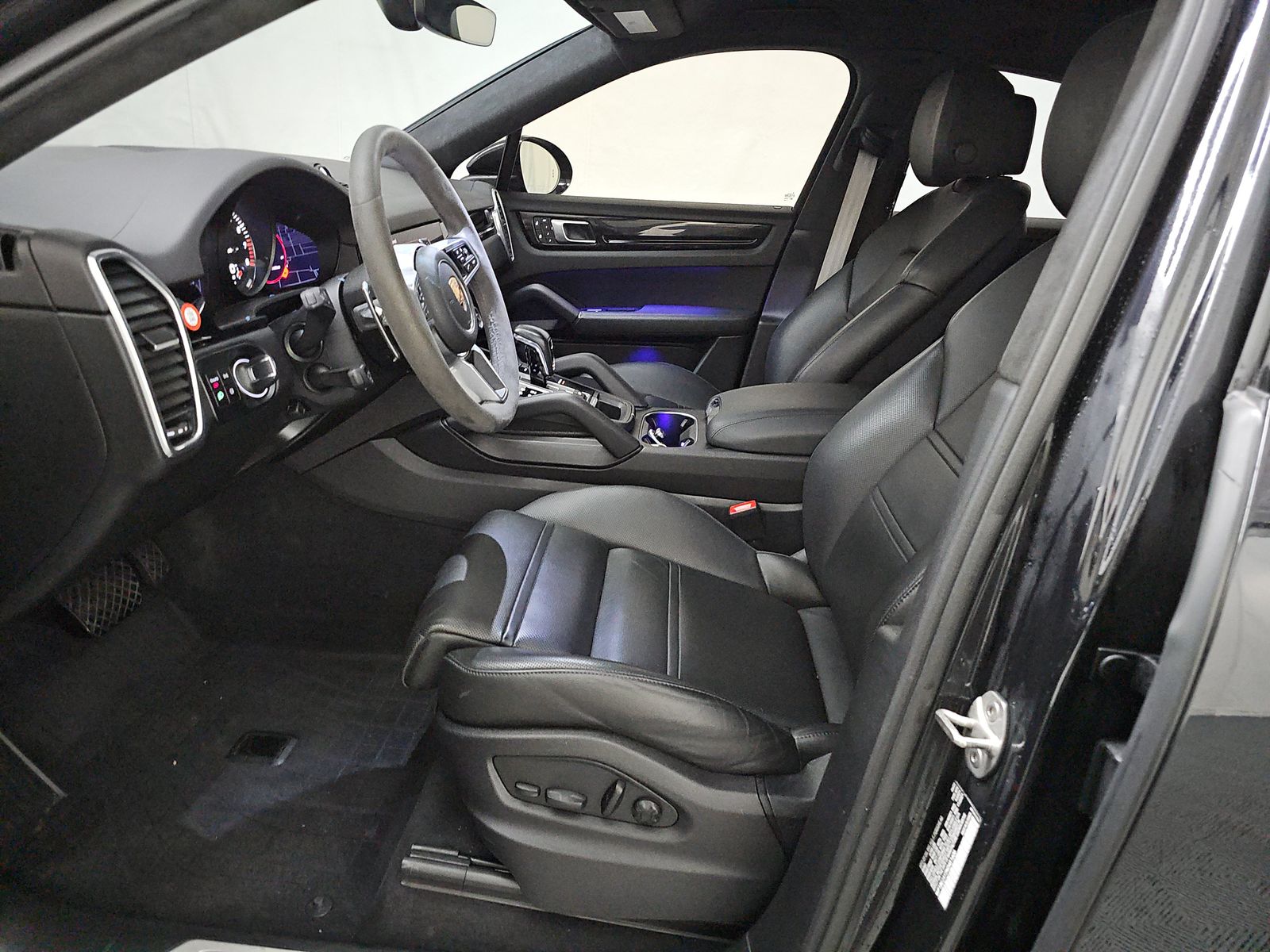 2022 Porsche Cayenne E-Hybrid Platinum Edition AWD