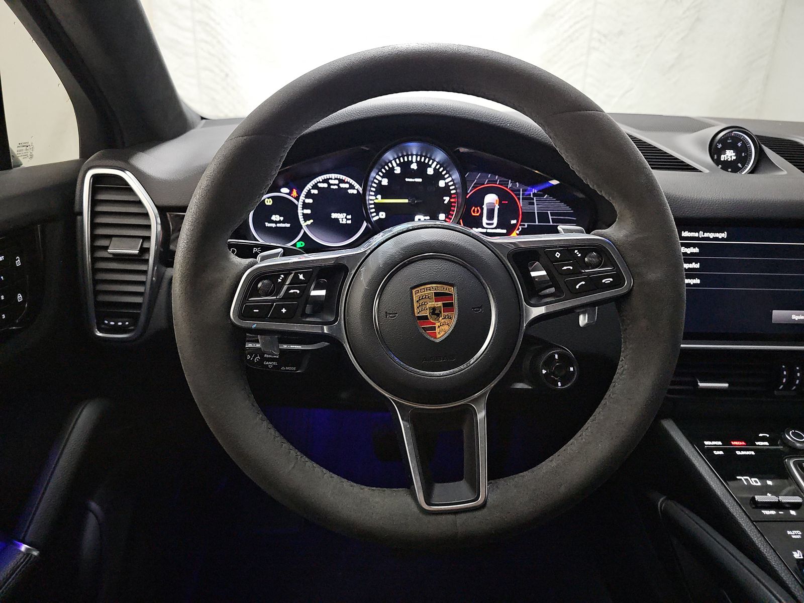 2022 Porsche Cayenne E-Hybrid Platinum Edition AWD