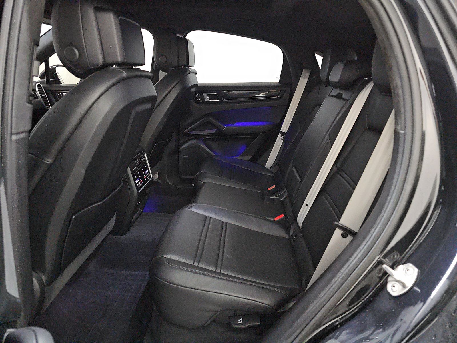 2022 Porsche Cayenne E-Hybrid Platinum Edition AWD