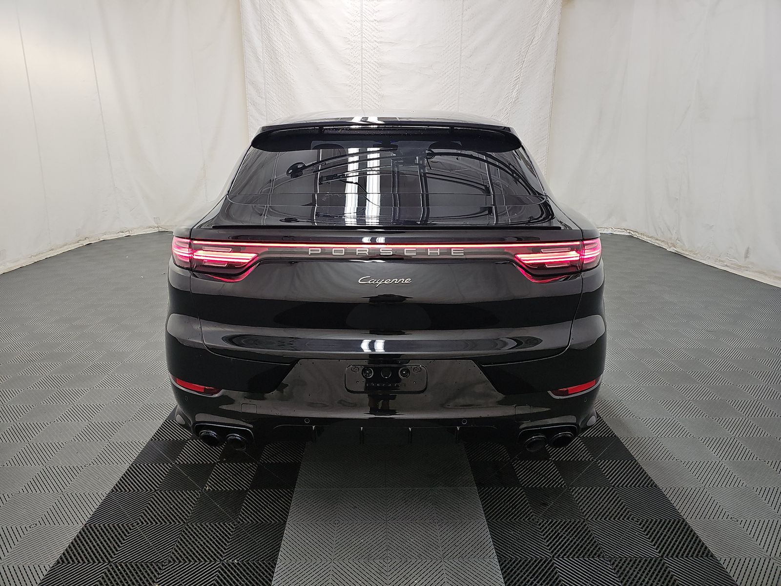 2022 Porsche Cayenne E-Hybrid Platinum Edition AWD