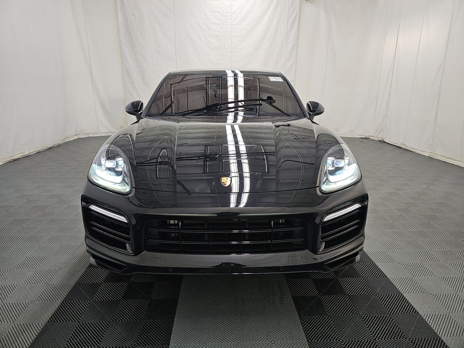 2022 Porsche Cayenne E-Hybrid Platinum Edition AWD